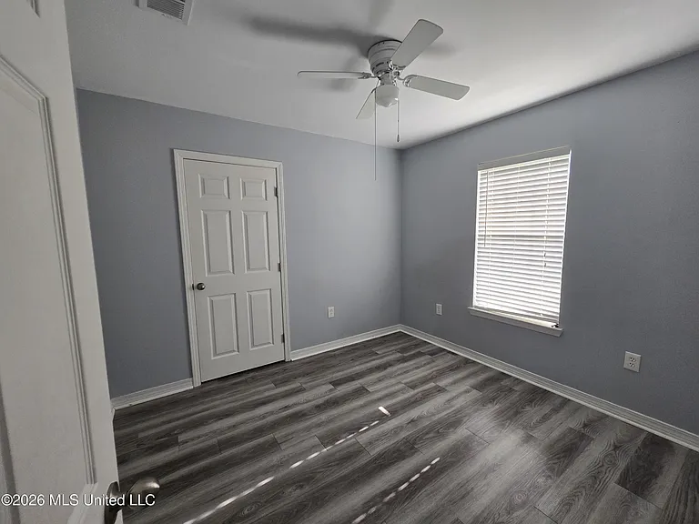 15011 Camp Ln — Photo 7