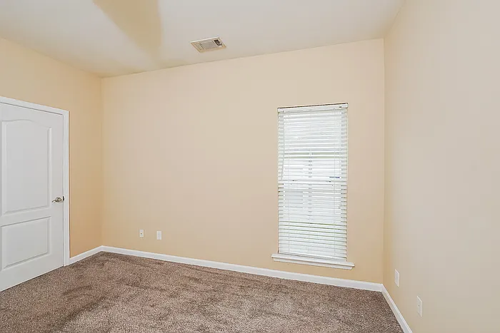 6001 Princess Blvd — Photo 8