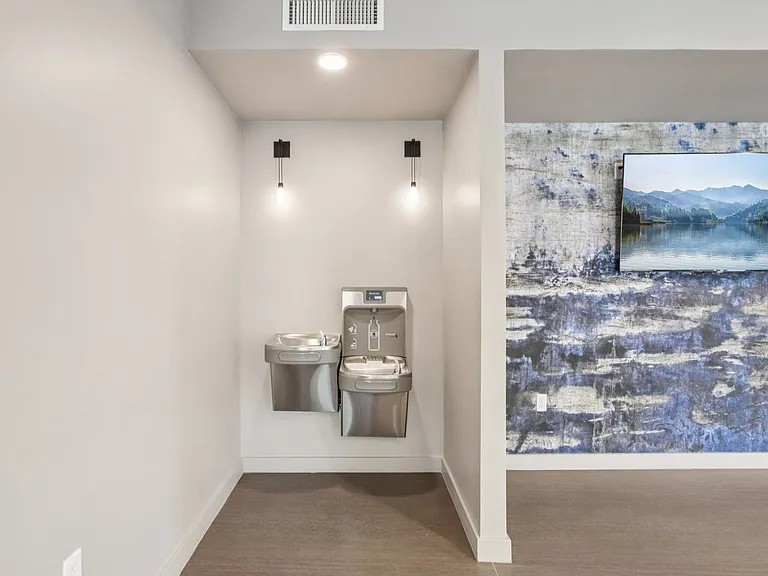 DC Heights Apartments — Photo 48