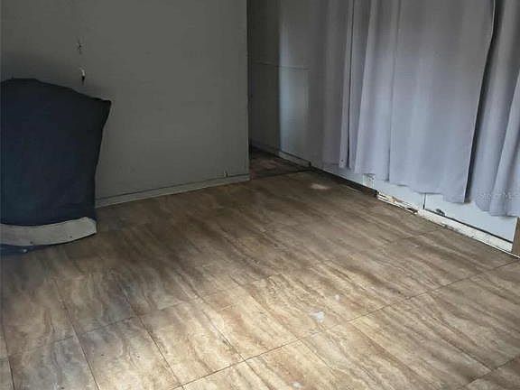 5th image of 2840 EATON AVENUE