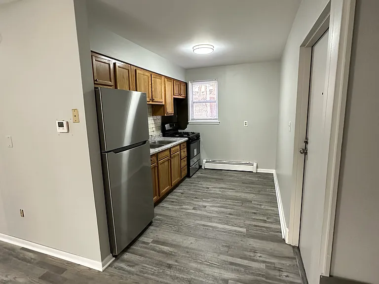 807 Carrier Creek Blvd NE #1 — Photo 1