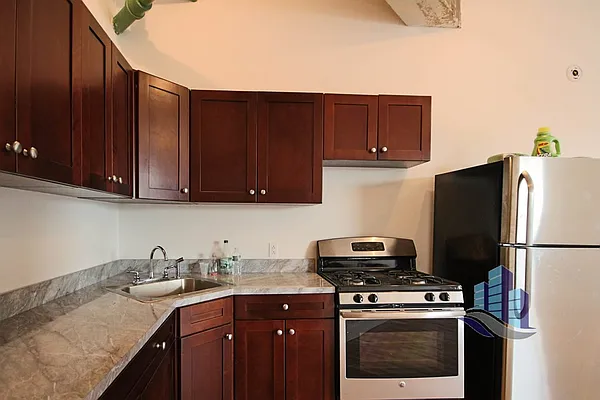 Rented by GTM Property Group  | media 29