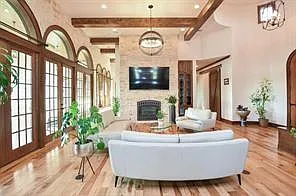 825 Grubbs Rd — Photo 8