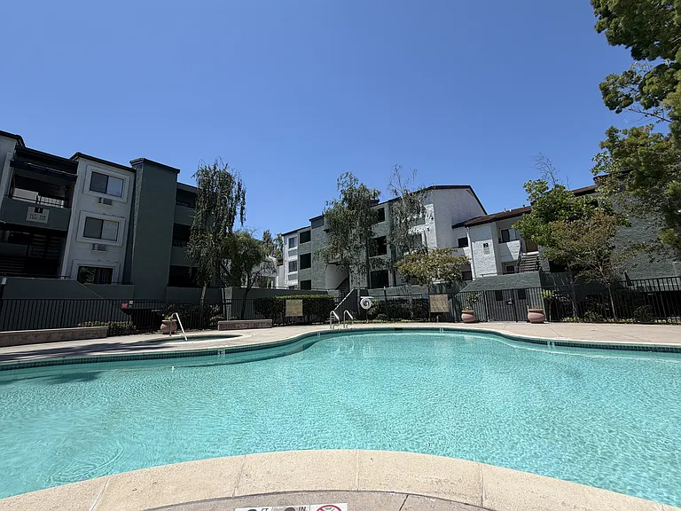 The Maddox Sunnyvale — Photo 20