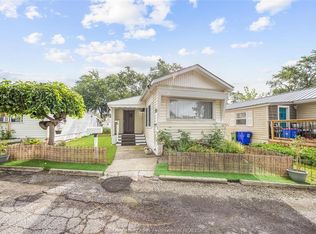 310 Pompano Ave, Windsor, ON N8W2A7