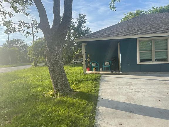 2nd image of 513 W China St #A