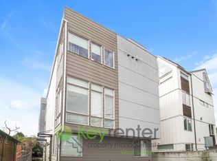 4126B 36th Ave SW, Seattle, WA 98126