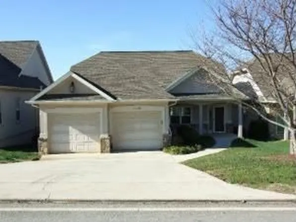 1039 Rarity Bay Pkwy, Vonore, TN 37885