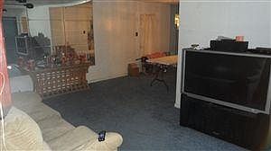 3rd image of 9 Little St