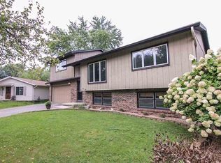 13 Granby Cir, Madison, WI 53704