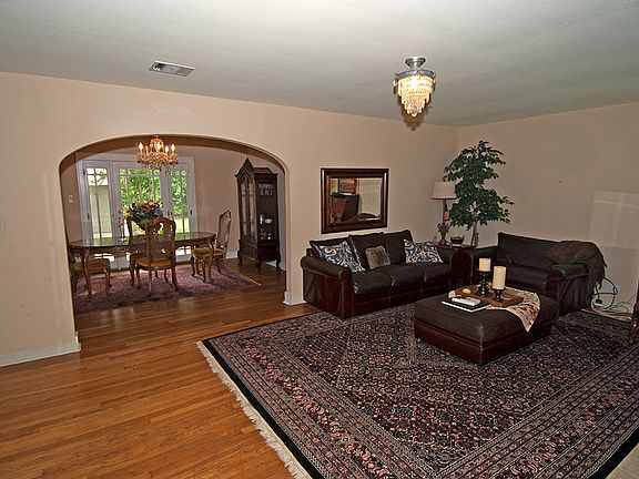 3rd image of 171 Claywell Dr