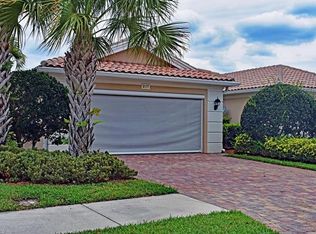 8177 Xenia Ln, Naples, FL 34114