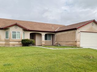 1198 Hartley Dr, Hanford, CA 93230