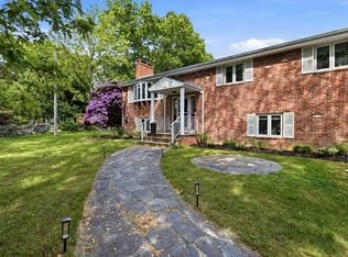 1535 Meridian St, Fall River, MA 02720