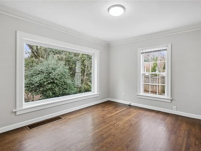 2878 N Hills Dr NE — Photo 13