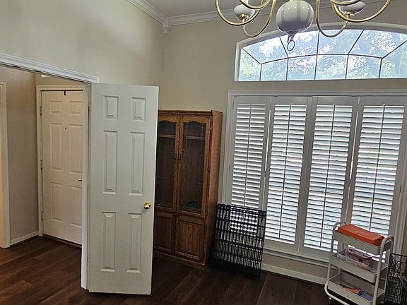2nd image of 1312 Meadow Mountain Dr