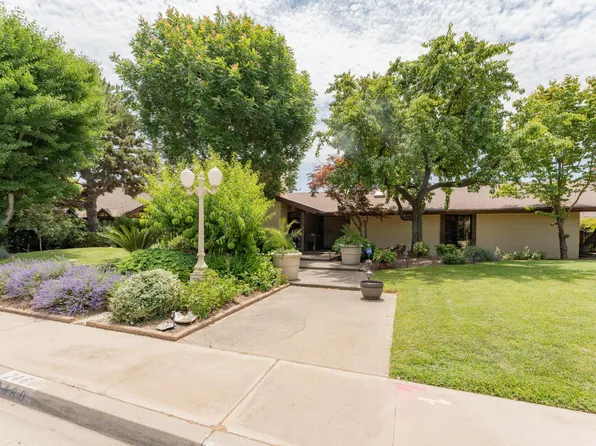 2460 Stroud Avenue, Kingsburg, CA 93631