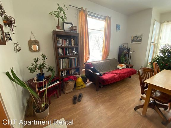 3rd image of 810 E Gorham St #9307709