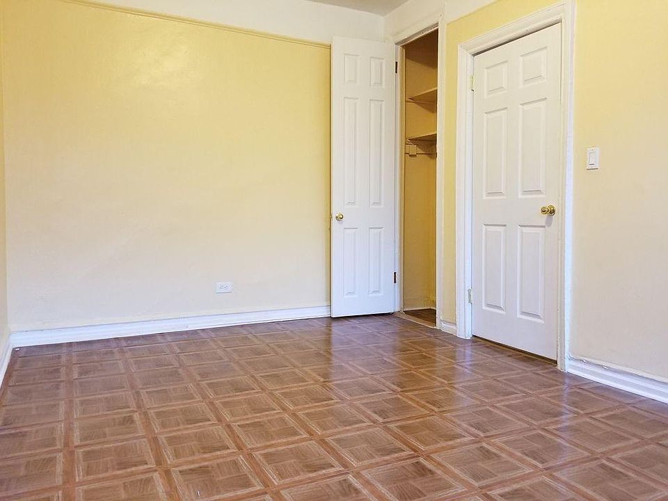 2nd image of 2772 Valentine Ave APT E6