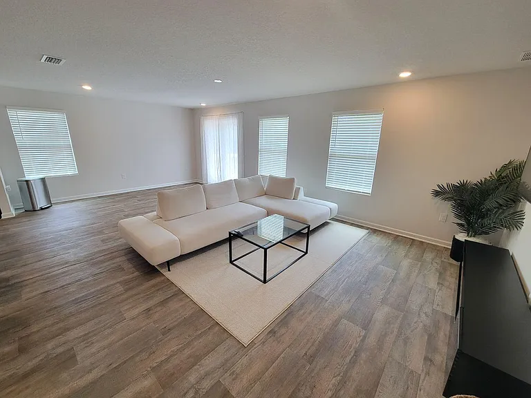 5475 Merlin Way — Photo 8