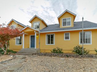 12945 Peach Tree Ln, Red Bluff, CA 96080