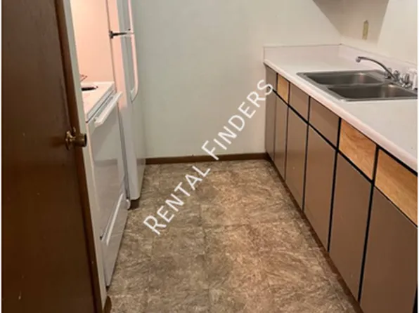 171 S Royal Ave #3, Fond Du Lac, WI 54935