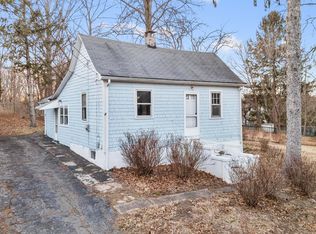 29 Rose Hill Rd, Branford, CT 06405