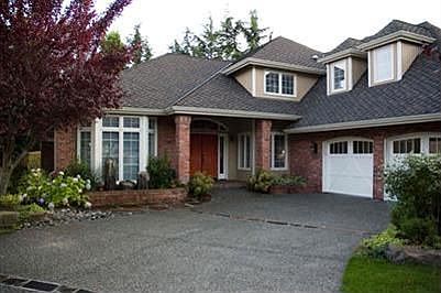 1st image of 2713 142nd Pl NE