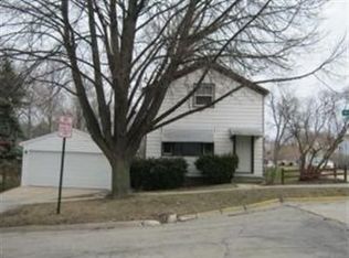 1105 Crooks St, Green Bay, WI 54301