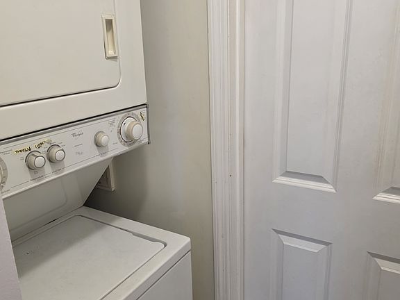 5th image of 14512 Cazado Dr APT E
