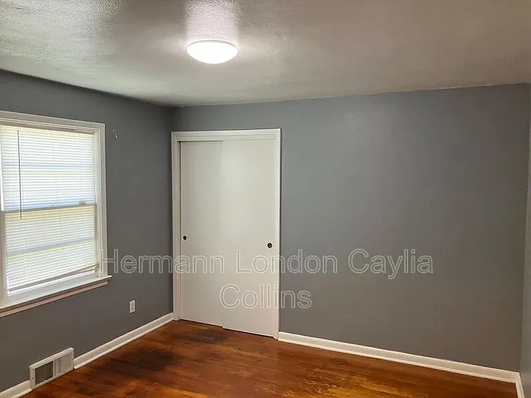 8708 Granada Pl — Photo 9