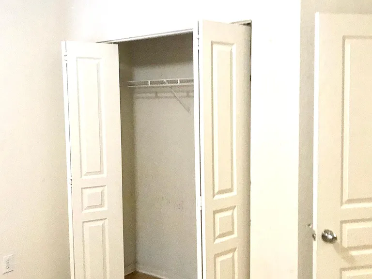 bedroons closet
