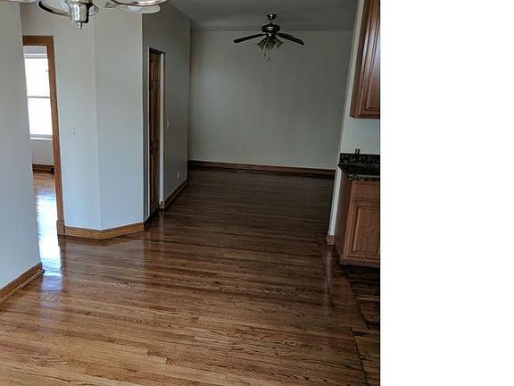2nd image of 6658 S University Ave APT 3E