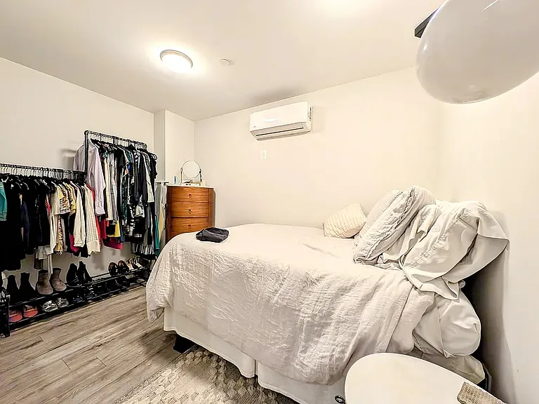 576 Washington Ave #1A — Photo 5