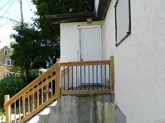 2nd image of 410 Porter Ave