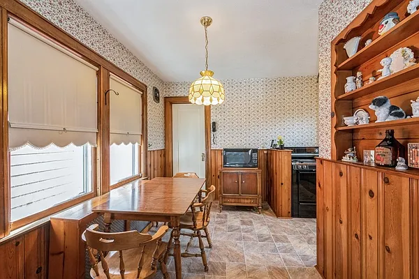 Sold by Ben Bay Realty Co. of Bay Ridge | media 18