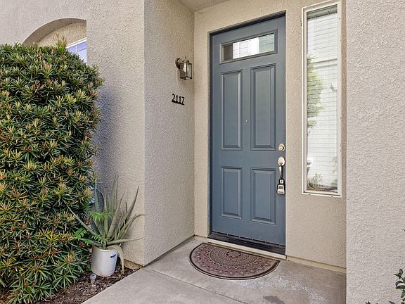 3rd image of 2117 Boccioni Lane
