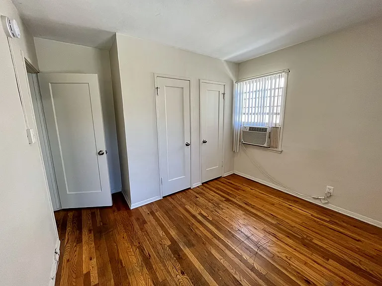 605 Kelton Ave — Photo 31