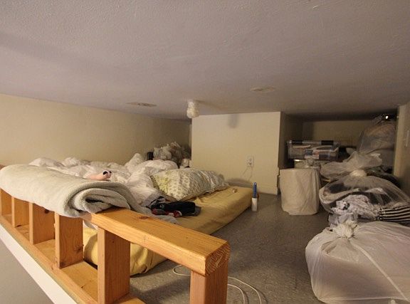 4th image of 133 W 15th St APT 8