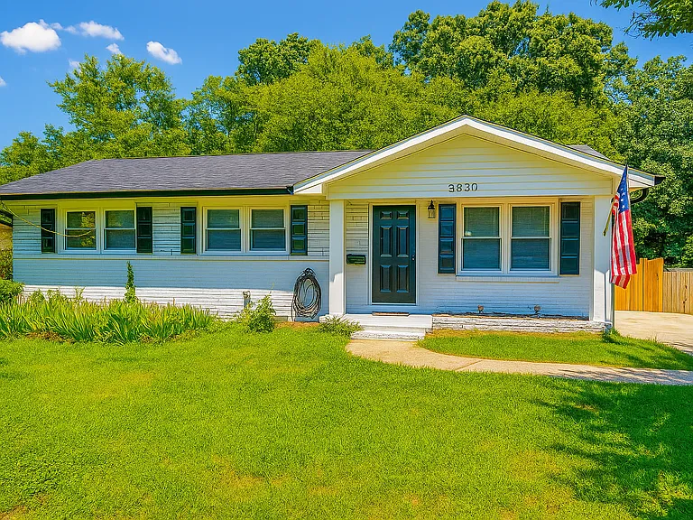 3830 Manchester Dr — Photo 25