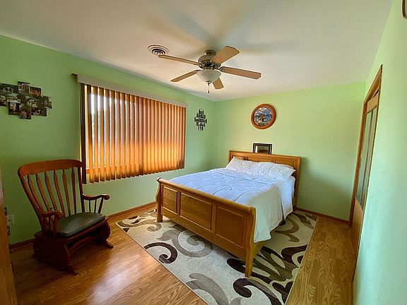 5th image of 3649 Canterbury Ct APT 6