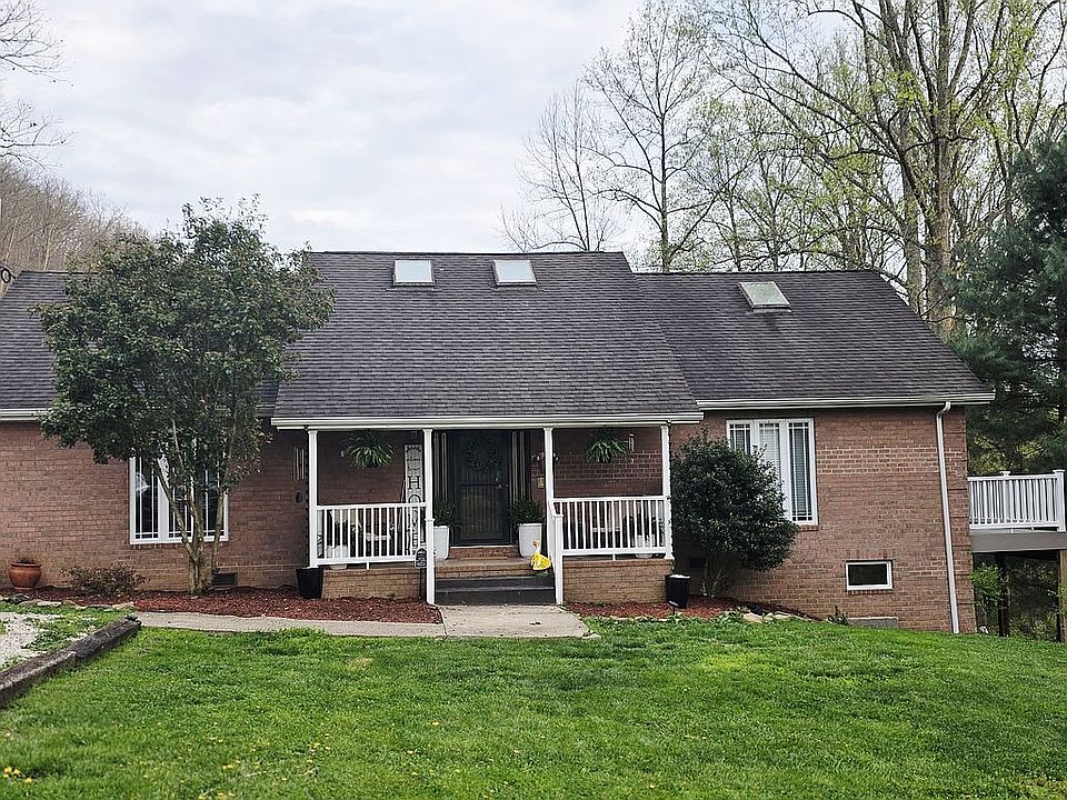 1st image of 470 Old River Rd