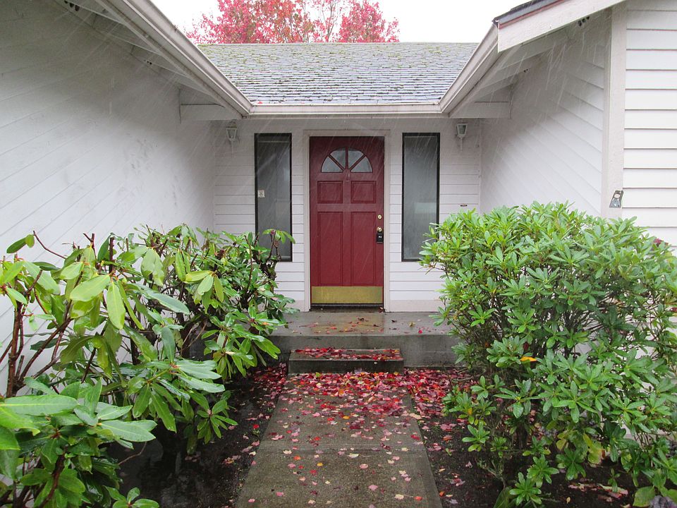 1st image of 3720 Commencement Bay Dr