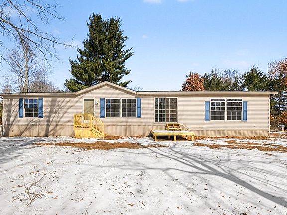 3rd image of 17790 Monroe Rd