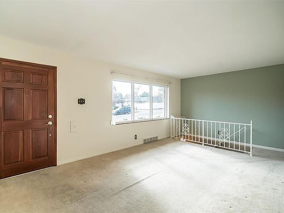 4th image of 10949 Oasis Dr