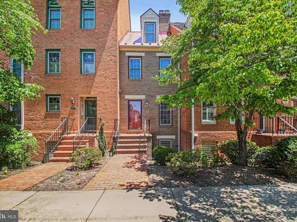 807 College Ave, Fredericksburg, VA 22401