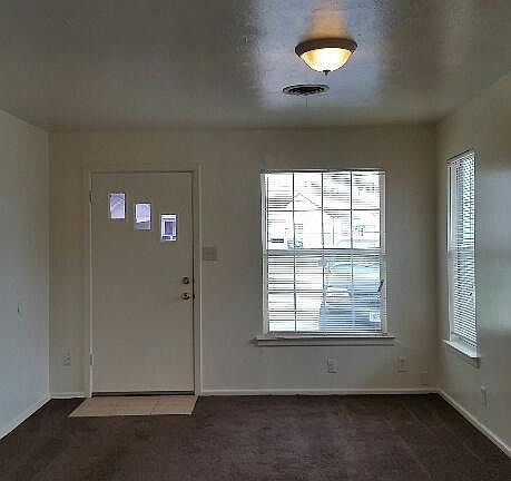 2nd image of 5735 Arlington Park Dr