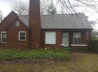 1936 Garrs Ln, Shively, KY 40216