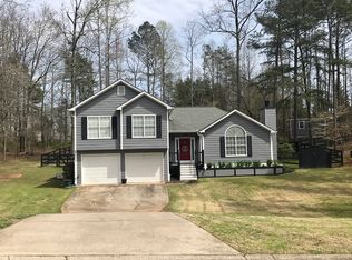 6955 Crossview Dr, Cumming, GA 30041