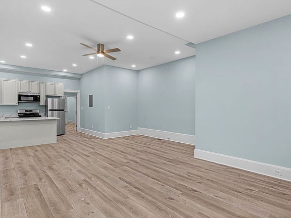 3rd image of 2635 Saint Paul St APT 1